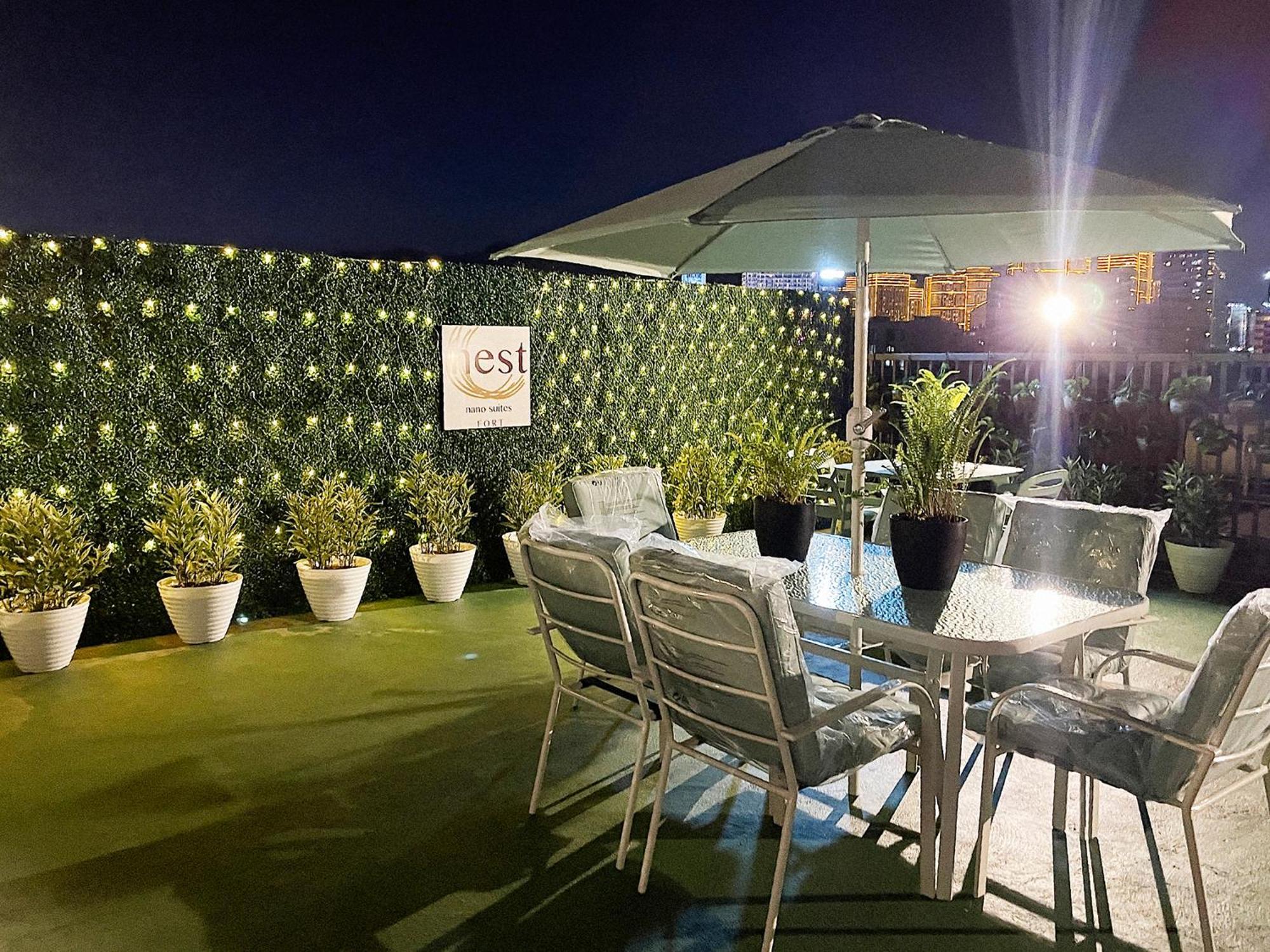 Nest Fort Bgc Makati City Bagian luar foto